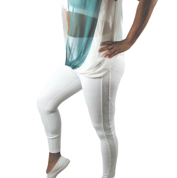 Fabletics Powerhold White Leggings - Picture 2 of 12